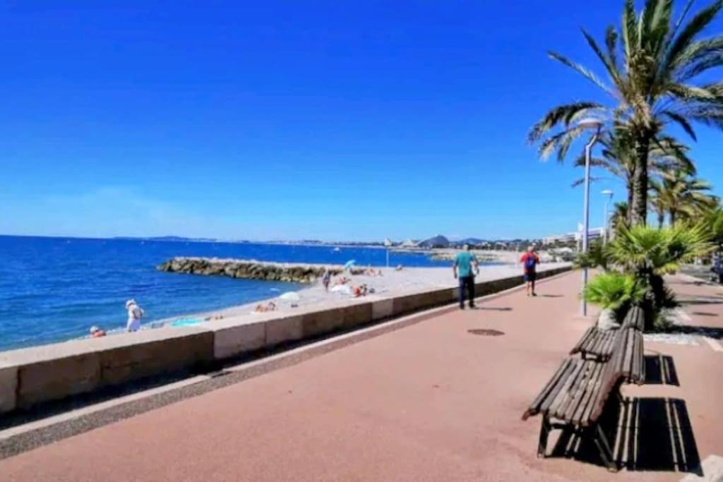 Cocon Marin 4 Studio Proche Mer Parking Wifi Cagnes-sur-Mer Exteriör bild